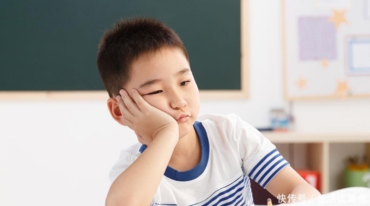 异物|8岁男孩咳嗽老不好，2物可能是“祸根”，做好2事，减少小儿咳嗽