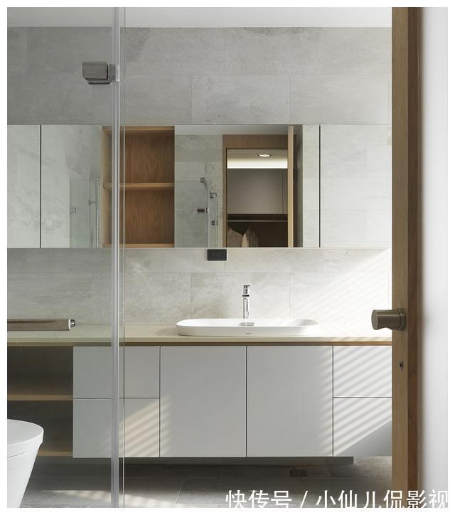 夫妻|夫妻坚持要简约风格，140平3房2厅进门就被迷住了！