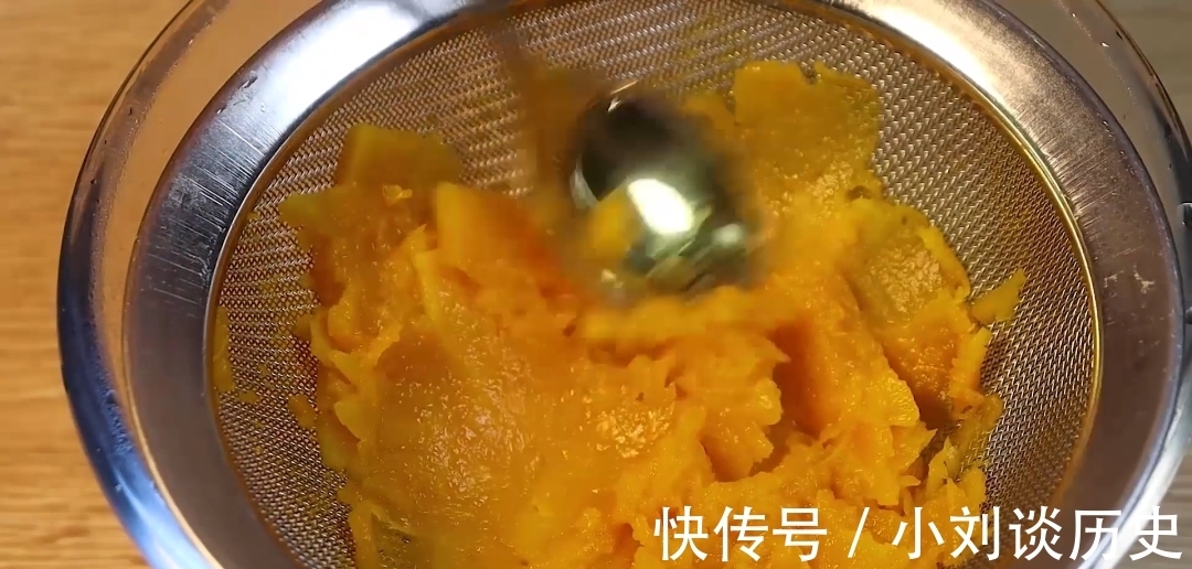 南瓜泥|育儿师强烈推荐,秋季宝宝补锌,别吃牛肉了,换个做法宝宝更爱吃