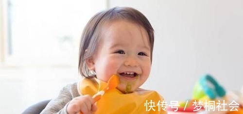 妈妈|孩子夜里若有这4种异常,说明身体进入猛涨期,妈妈们要抓住