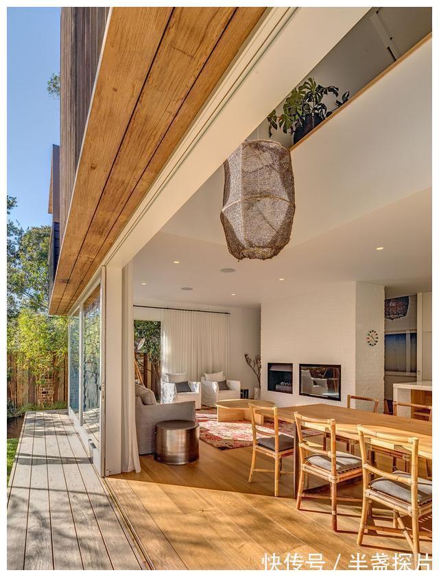 洗手柜|学学她家装修设计，电视柜、洗手柜都能省了！不是穷而是太明白了