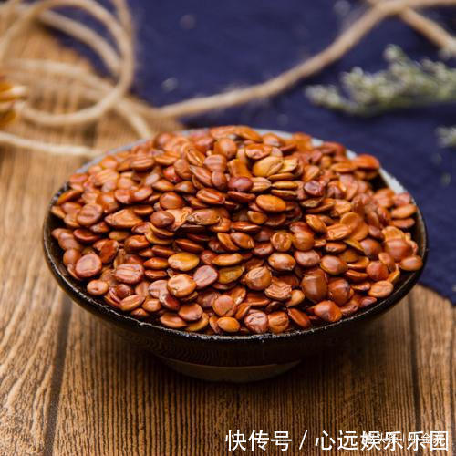 黄芪|治失眠最出名的一味药,10张中医方,9张有它,失眠朋友得救了!