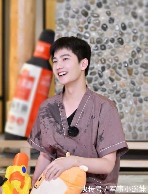 |杨洋的搞笑能力不输沈腾,他难道躲不过校草中年的阴影吗