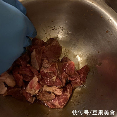 孜然牛肉|大厨教我的孜然牛肉的做法，确实比我自己做的讲究