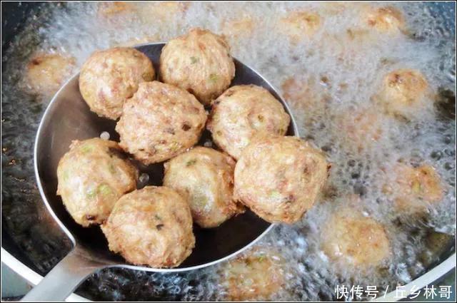 豆腐加鸡蛋这样做,太好吃了,连吃一个月还不过瘾,营养又解馋