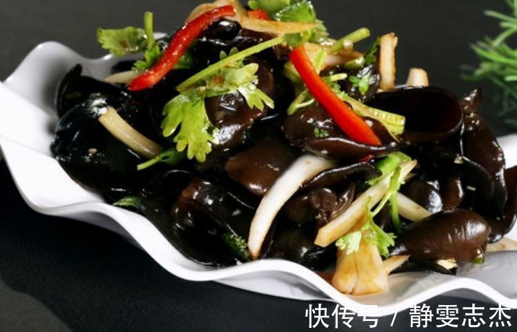 早衰|女性不愿早衰，推荐多吃3种食物，延缓肌肤衰老，好处非常多