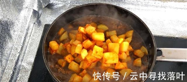 牛腩|土豆炖牛腩！