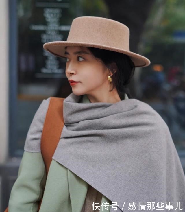 脖子 你离时髦还差一条围巾,日杂教你9种戴法,三木戴出异域感!