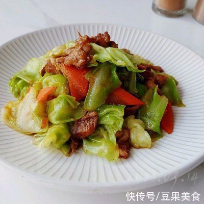 五香酱肉圆白菜|好吃到模糊的五香酱肉圆白菜，怎么都吃不够