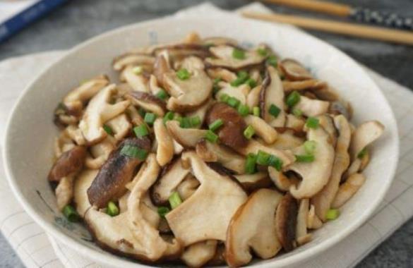 经常给孩子做4种菜,益智补脑,个头“噌噌”长,越吃越健康!