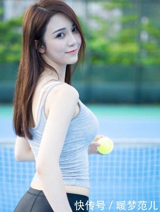 美的|楚楚动人的打底裤小姐姐,大秀S型曲线,美的让人一眼难忘