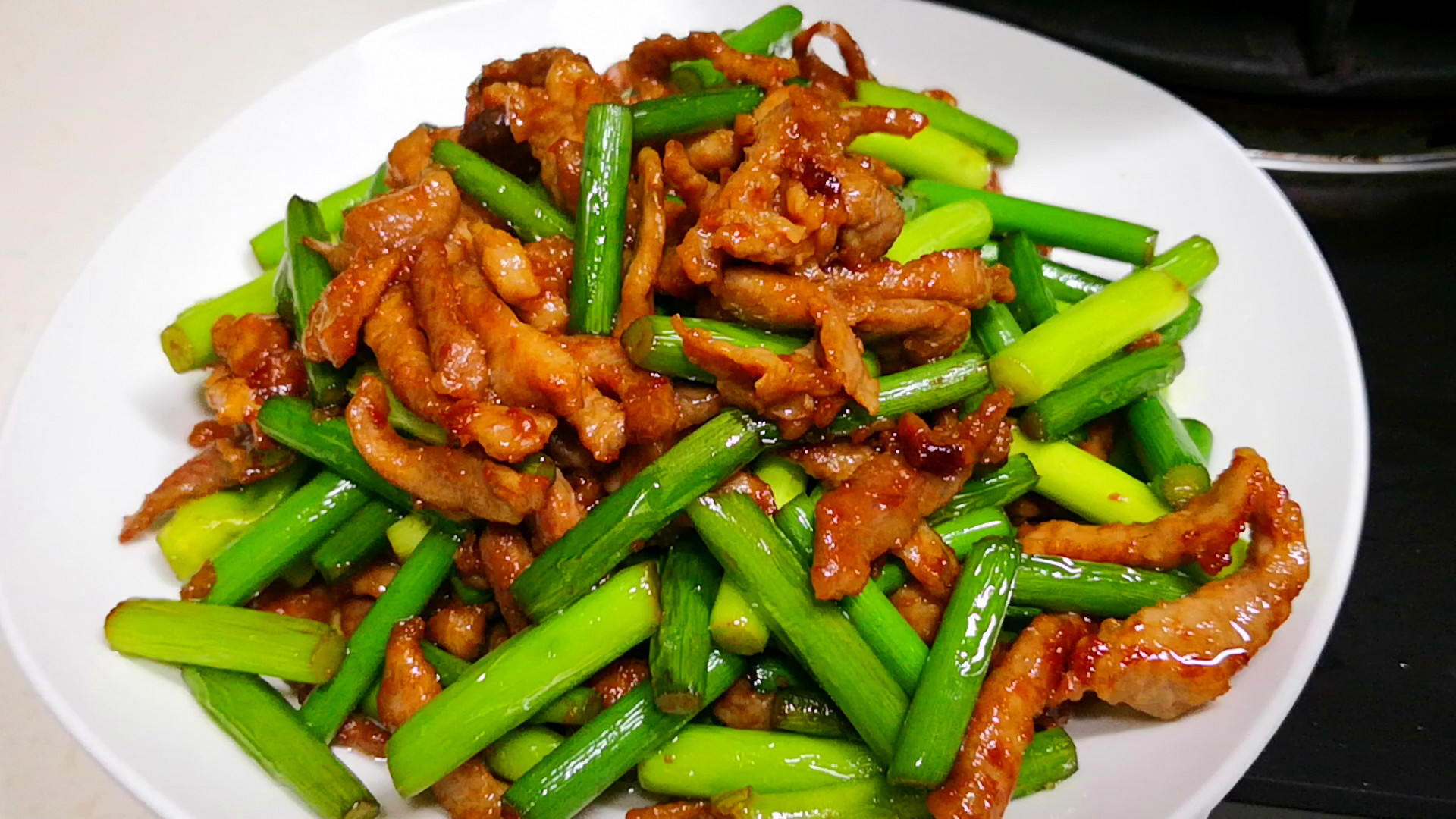 不管做什么炒肉,都别直接下锅炒,教你正确做法,肉香不腥也不柴