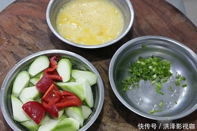 靠边站|冬瓜南瓜靠边站,这是秋天最该吃的瓜!2块炒一盘,很多人经常吃