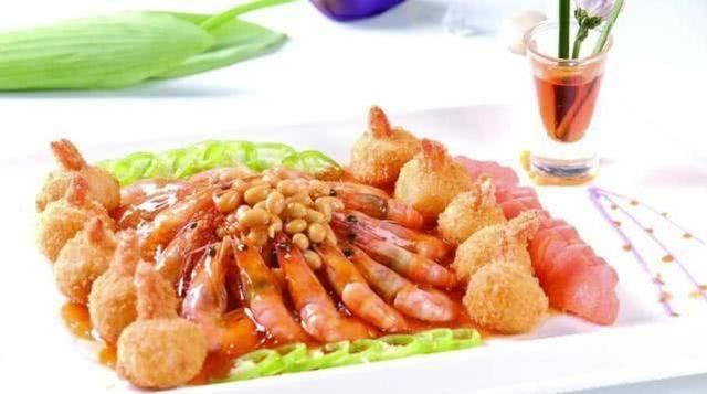 维生素c|女人坐月子吃什么好？除了芝麻和红糖，月子里常吃10大食材推荐