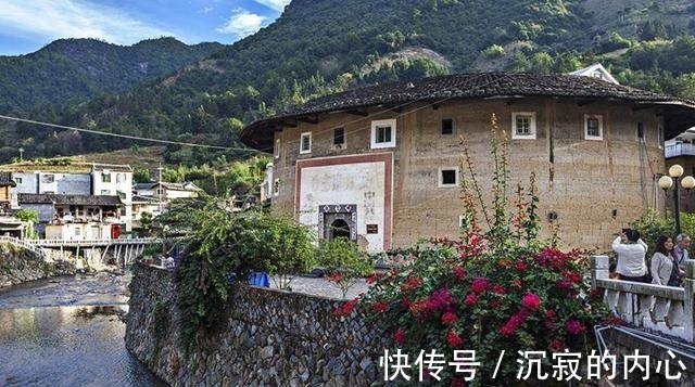 建筑材料|中国客家土楼，墙体为泥块里面无铁无水泥，却能屹立600年不倒