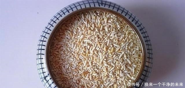 食物护胃,用它泡茶喝,祛湿气,健脾胃,清肠、刮油、瘦肚子