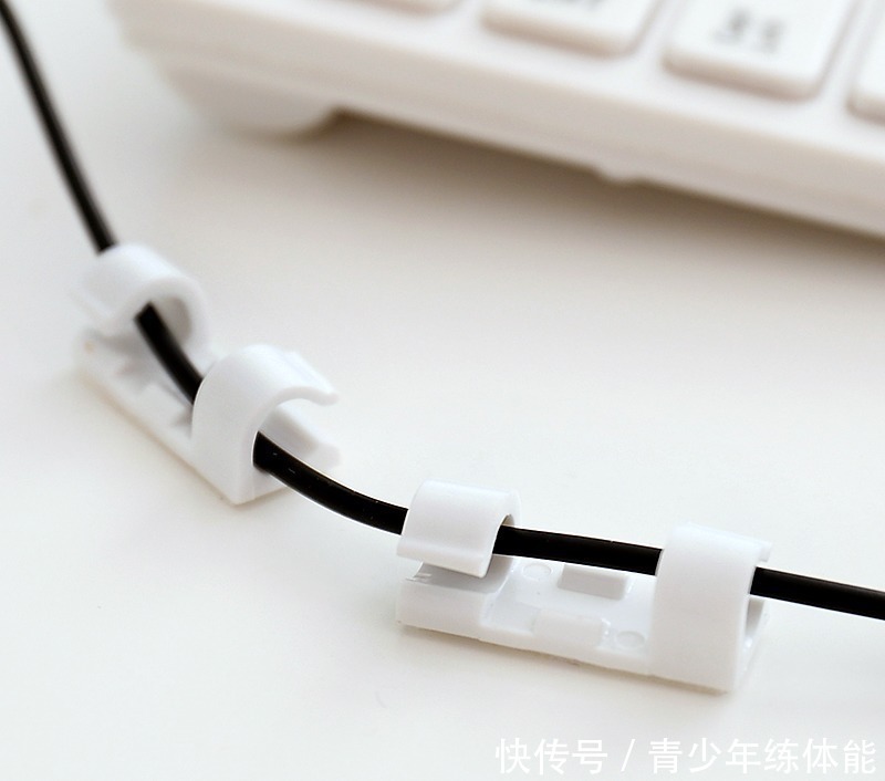 定制|建议业主卧室别定制衣柜了!不妨装这“新潮货”,高雅特享受