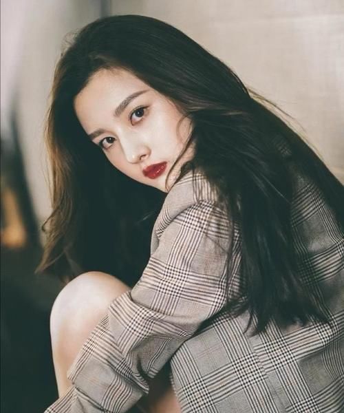 唇形|你适合“淡妆”还是“浓妆”?关键看这些,画错难看又显老