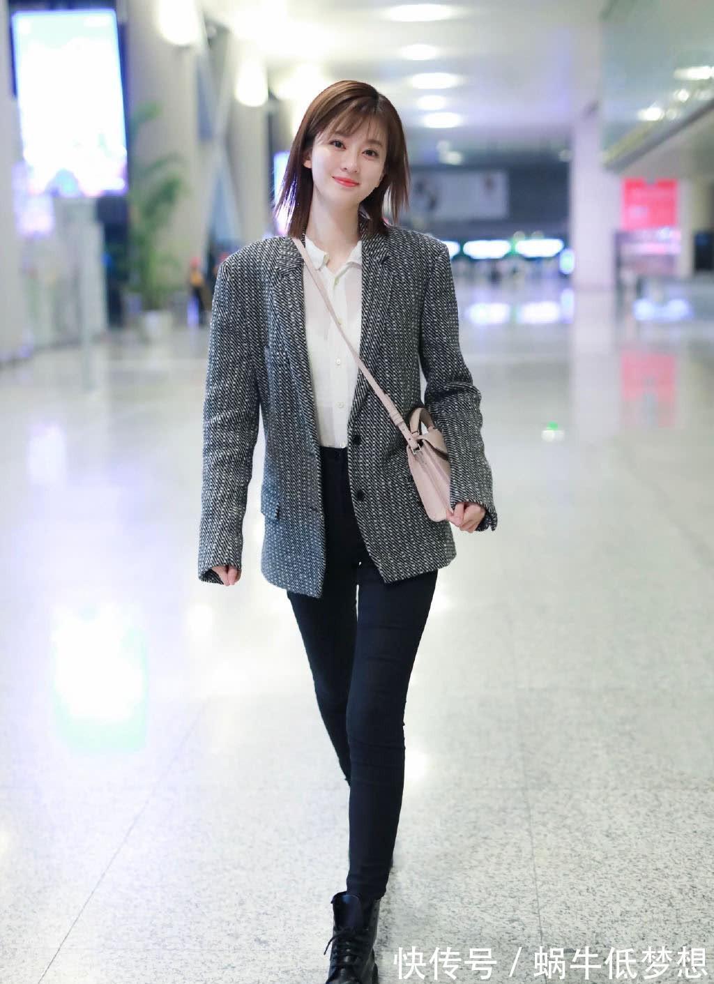 裤子 收起你的裙子吧！今年流行穿“九分裤+短靴”，保暖舒适还时髦