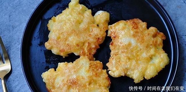 苹果做早餐,比肉包子还香!酸酸甜甜最开胃,营养又解馋!