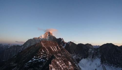 开启|绝美四姑娘山，开启你的川地第一座雪山之旅