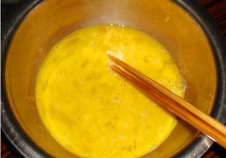 蔬菜饼，不用油也不用面粉，蒸一蒸就上桌，比煎饼还香