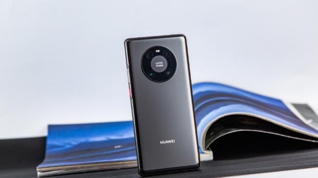 买手机|买手机不要盲目跟风,目前这3部手机最受欢迎卖得最火,你知道?