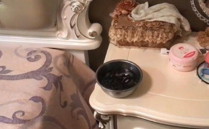 家家户户|蚊香放进水里泡一泡,解决了家家户户的烦恼,后悔没有早点知道!