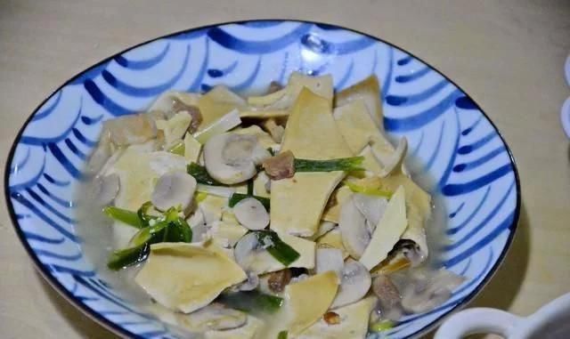 晒晒婆婆做的一家五口的晚餐,丰盛又实惠,营养又美味,太好吃了