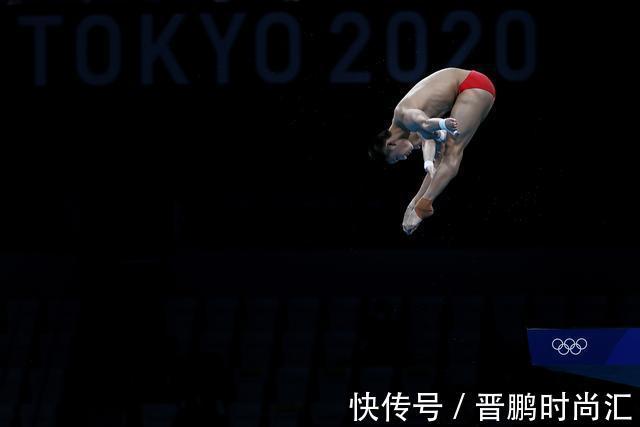 陳艾森|陳艾森/曹緣拿下男子跳水雙人十米臺銀牌