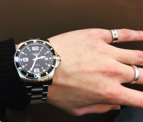 一个男人应该怎么选择适合自己的潜水表