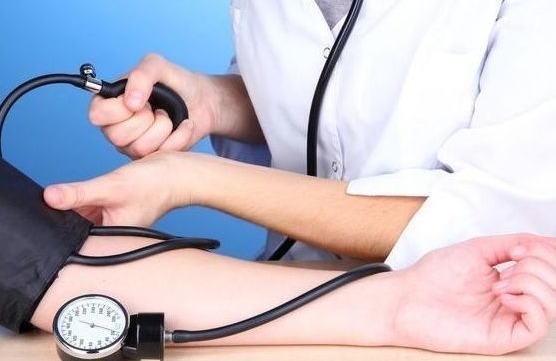 健康|血压高小苏打洗脚5天治好高血压,10年未犯!高血压患者了解下