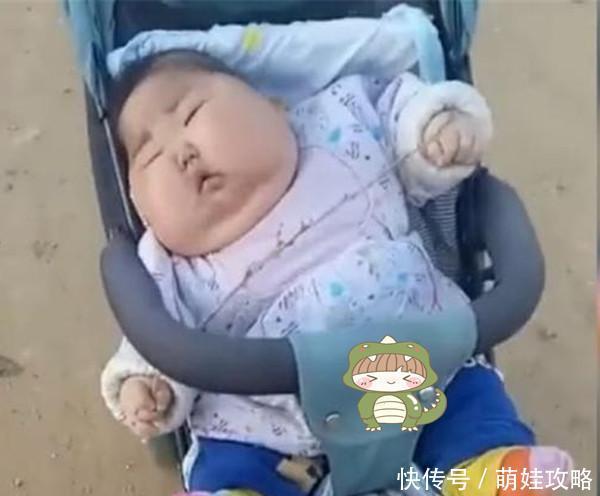 养到|奶奶把8个月的孙子养到30斤,内心沾沾自喜,宝妈:这是在坑娃