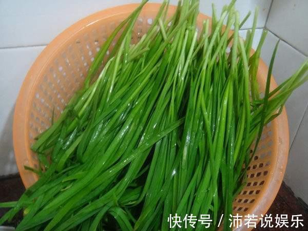 月经期|女性生理期，经量少，痛经，可以多吃几种食物，排出子宫毒素。