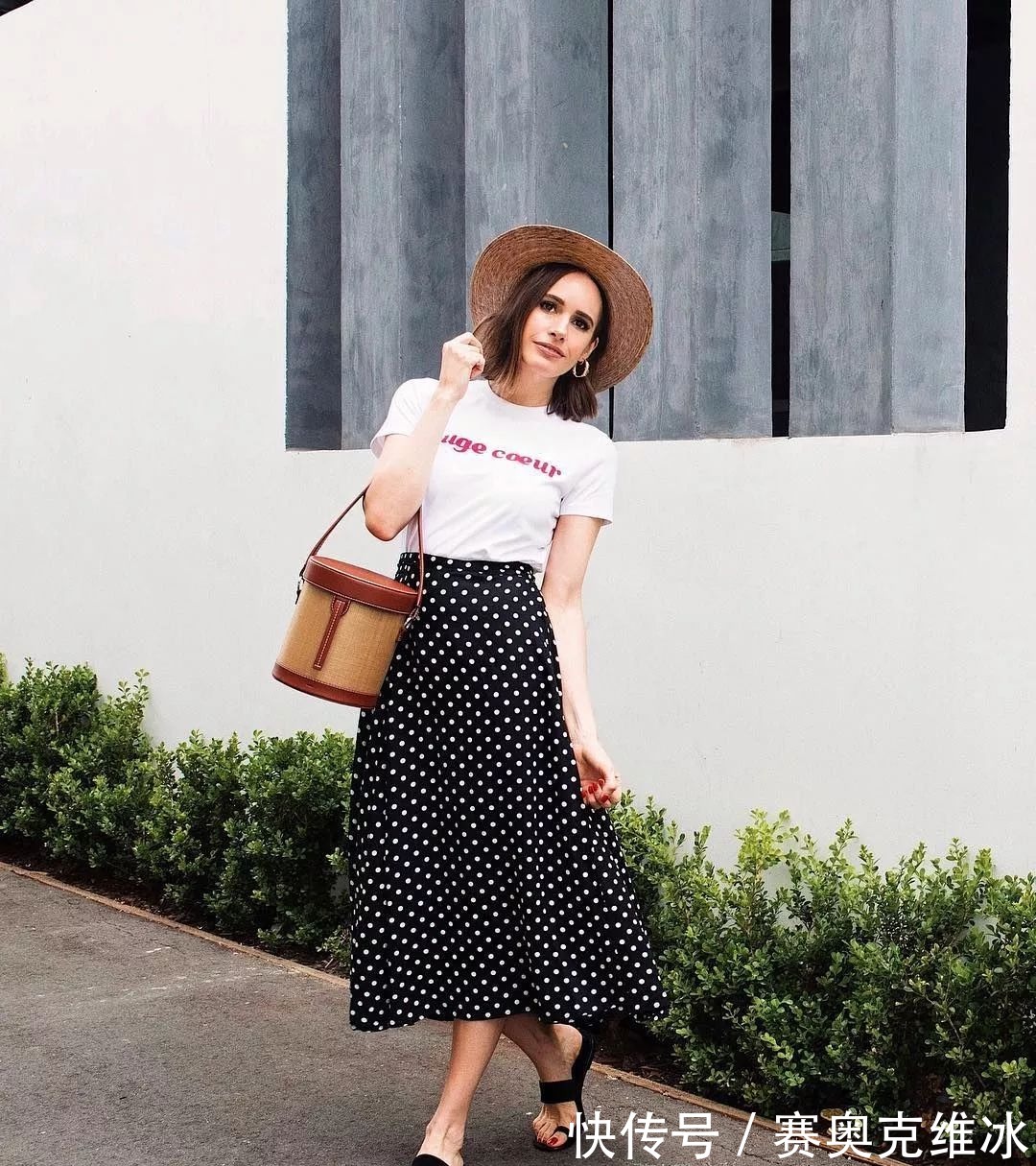 p这13条半裙,让T恤更完美!