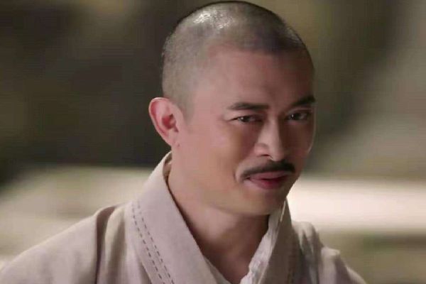 少林|难怪成昆武功那么厉害,连少林都一再庇护他,你看他的师傅是谁?