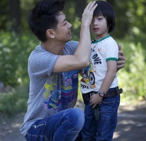 “被停播”的几档综艺,高能少年团上榜,最后一个因明星太多被停