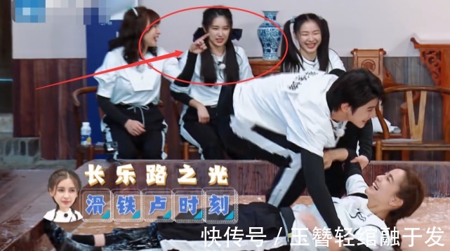 跑男|baby台上摔倒，跑男兄弟都在大笑，只有阚清子反应让人揪心！