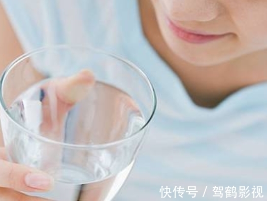 胃病|63岁张大爷幽门螺杆菌从93降至51,经验:日常坚持3件事,对胃好