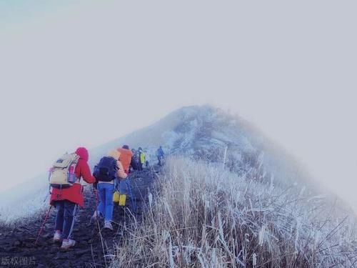 横穿|2天徒步45KM横穿武功山，每年去4次的老驴友带你看云海日出