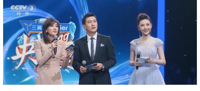 央視晚會(huì)打造“六公主主持團(tuán)”，藍(lán)羽擔(dān)任門面，主持人顏值都不差