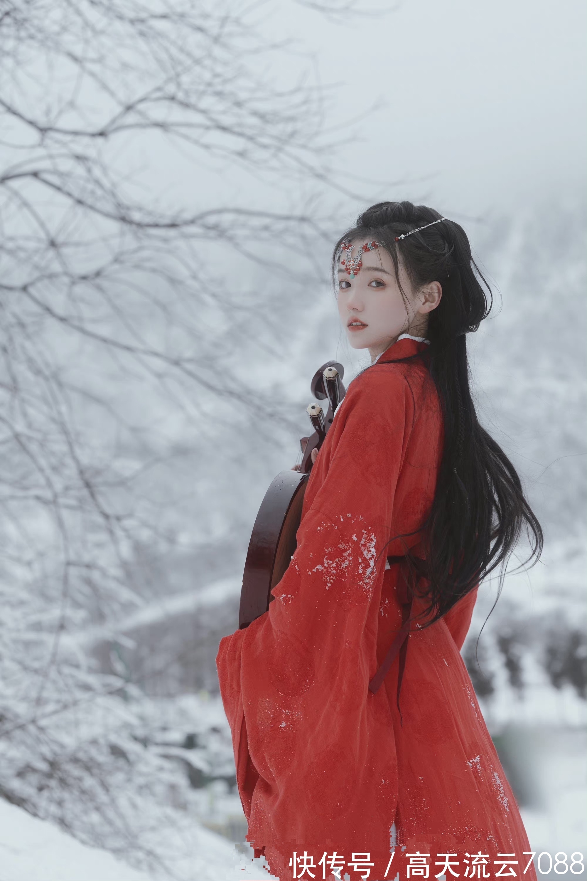 七绝@七绝《雪舞寒天》