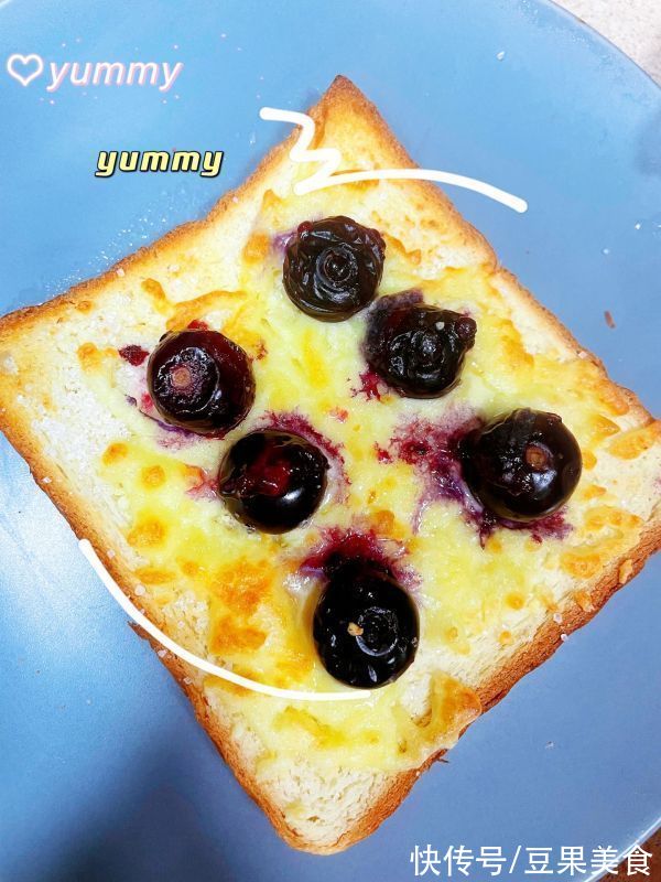 舌尖上的中国，蓝莓芝士吐司能占一席之地