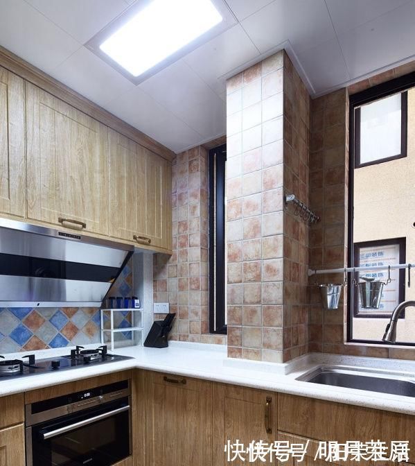 装修风格|头一次见入户鞋柜这么装,太漂亮阳台加高30cm还多得1间房