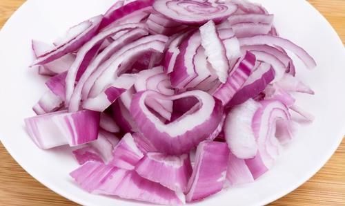 4样“天然杀虫剂”，家家户户都有，春夏拿来养花植物少遭殃