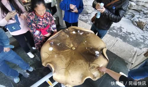 随便|中国这个省会城市,免费矿泉水随便喝,一套煎饼果子才5元