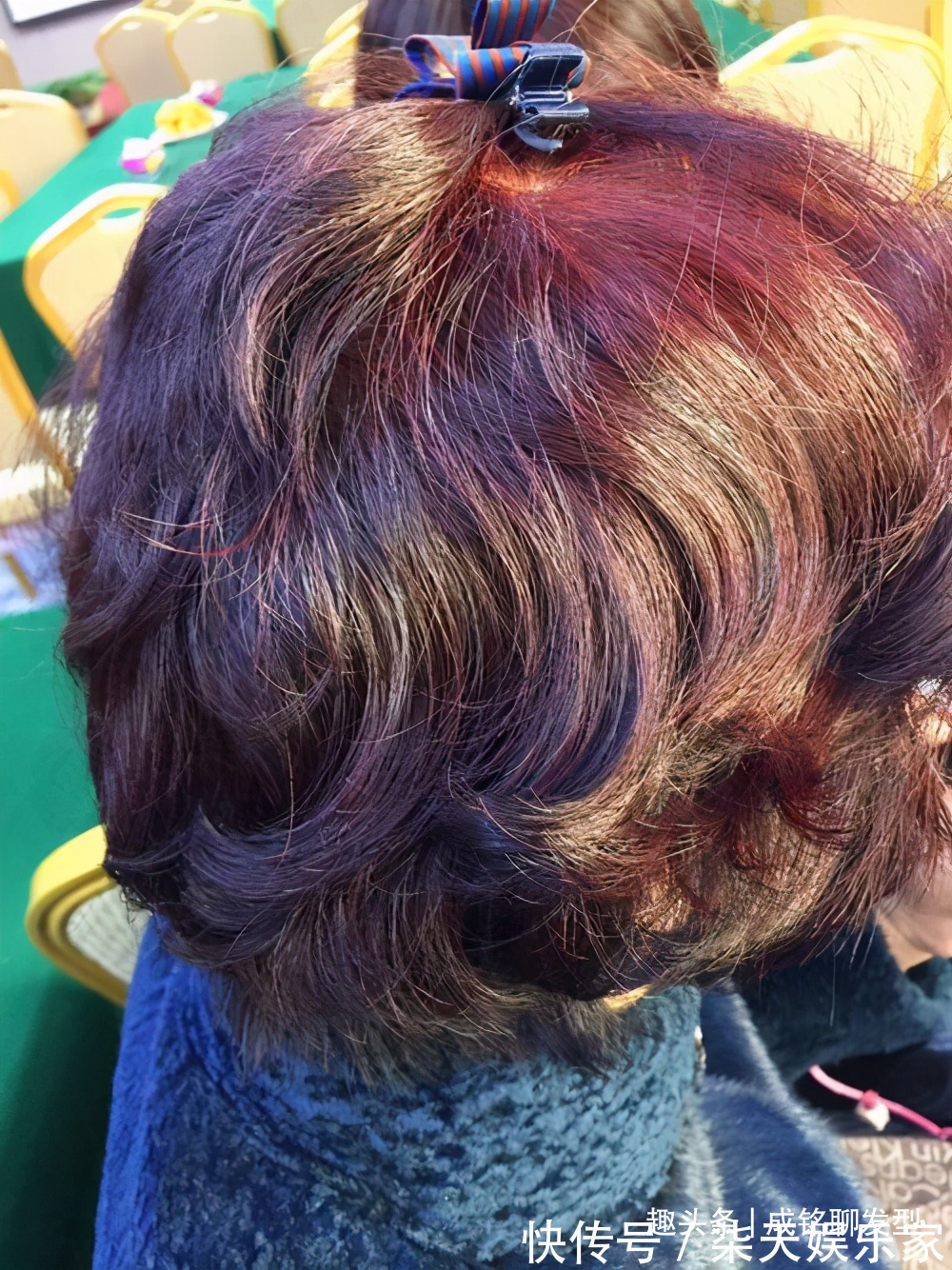 损伤 老年人经常烫染发质差,头发毛躁还显老,三个妙招让头发恢复如初