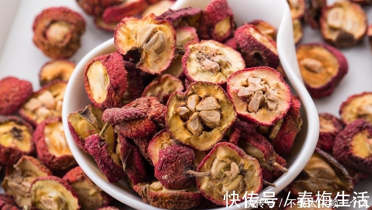 上门|宝宝身上几个信号,多半是由于积食上门了,别傻傻都不知道!