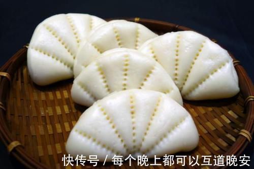 荷叶馍|面粉别只会蒸馒头，试试这个做法，既是菜也是主食，解馋过瘾饱腹