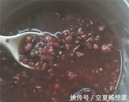 红枣和它煮,是穷人的“造血库”,补血又暖宫,上班族也能做!